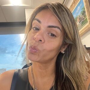 Meet your Posher, Alisha